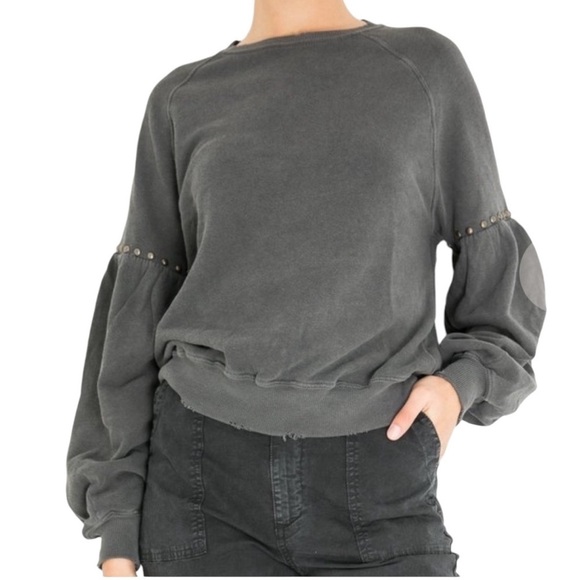 THE GREAT. - The Bishop Sleeve Sweatshirt in Wash Black with Studs Sz 1/S - Picture 1 of 12